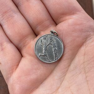Vintage Wells 925 Sterling Silver Basketball Players Pendant Bracelet Charm
